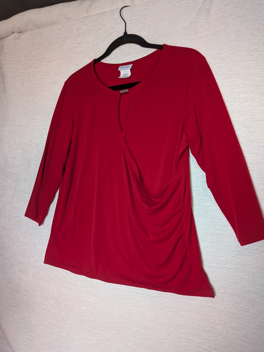 Vintage Vicki Wayne Red Drape-Front 3/4 Sleeve Blouse Keyhole Golden Accent EUC